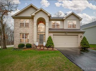 1888 S Waxwing Ln, Libertyville, IL