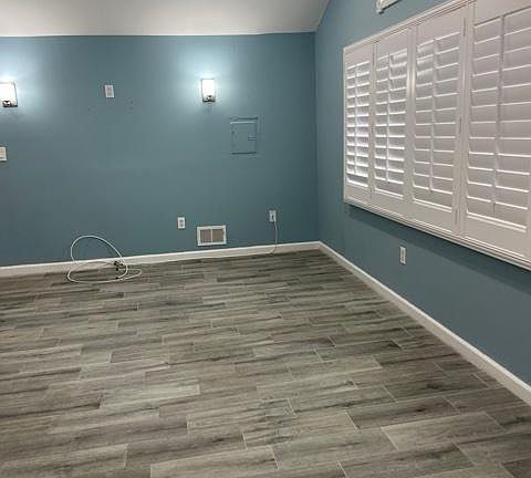 2nd image of 45 Lynbrook Ave #2