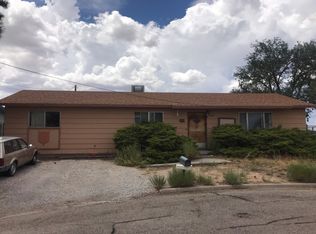 1604 Pecan Cir, Gallup, NM 87301