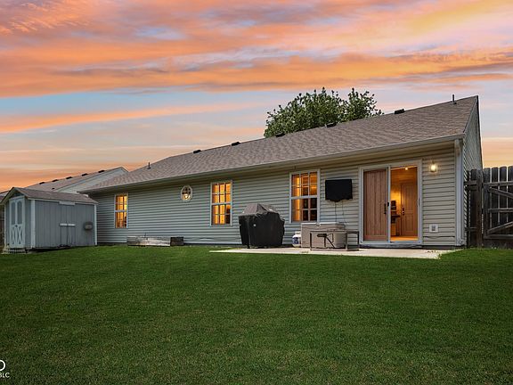 2nd image of 17357 Austrian Pine Way