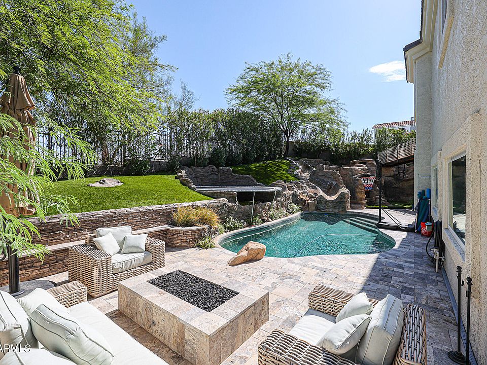 1st image of 1324 E VILLA THERESA Drive