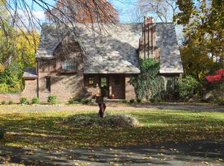 329 Loudon Rd, Loudonville, NY 12211