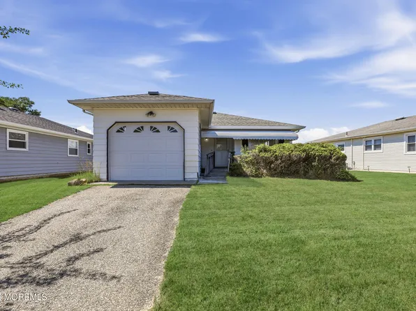 10 Bimini Drive, Toms River, NJ 08757