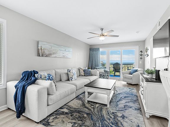4th image of 941 S Ocean Blvd. #A1