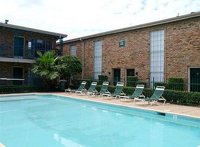 5th image of 5920 Beverlyhill St APT 86