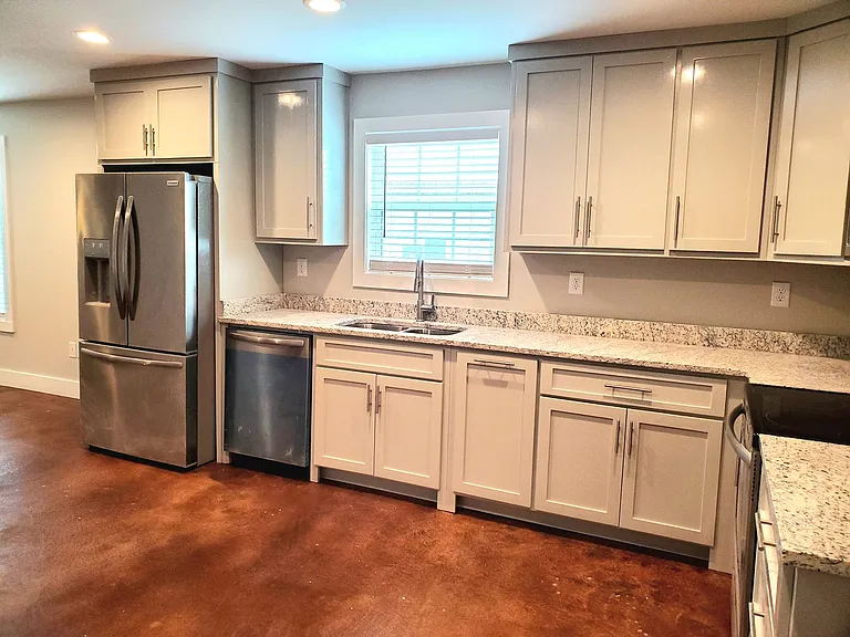 12580 Dakota St — Photo 2