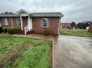 162 14th Ave NW, Winchester, TN 37398