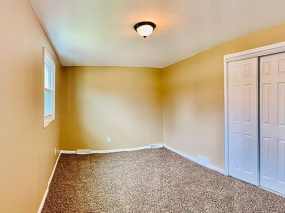 5th image of 192 Cherry Ln