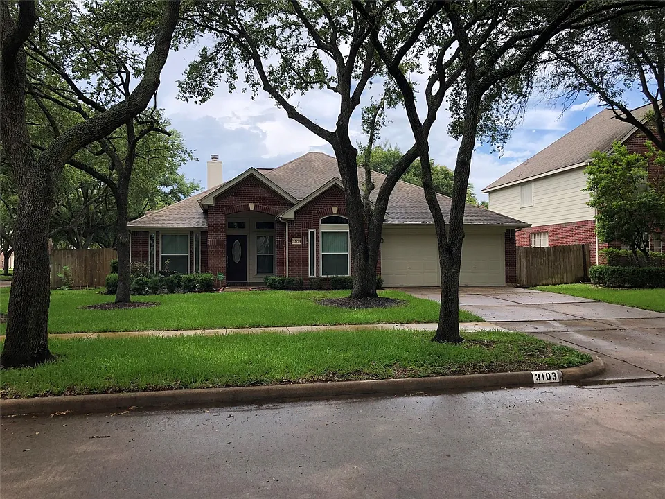 3103 Indigo Ln