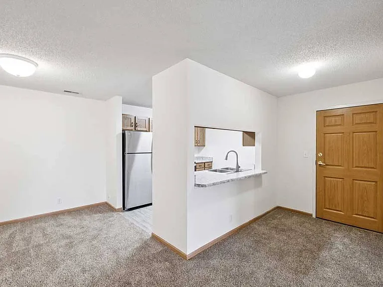 Northbrook Apartments — Photo 320