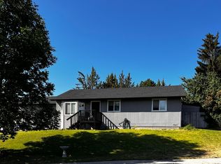 3414 SW Salmon Ave, Redmond, OR 97756