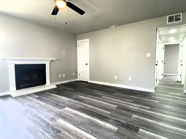 12007 Sugar Mill Cir SE #A — Photo 5