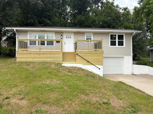 217 E Washington St, Carrollton, MO 64633
