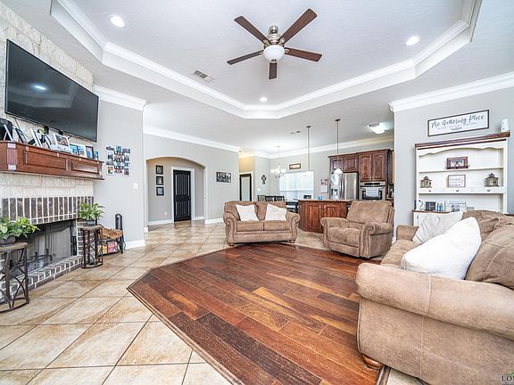 2nd image of 314 Bermuda Dr