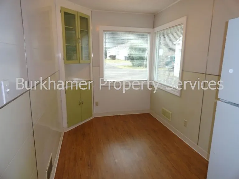 6700 Olympic Hwy #A — Photo 6