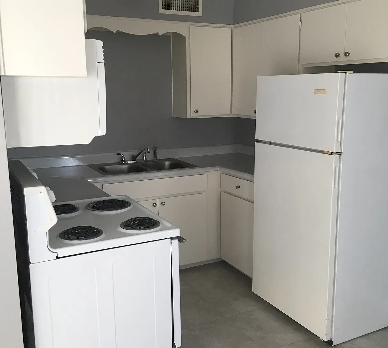 1 bed, 750 sqft, $1,200 — Photo 3