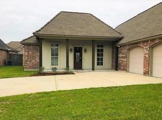 105 Hunters Gate Ct, Lafayette, LA 70503
