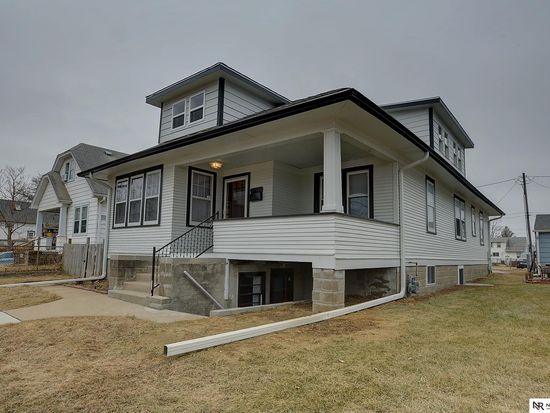 5216 S 38th St, Omaha, NE 68107