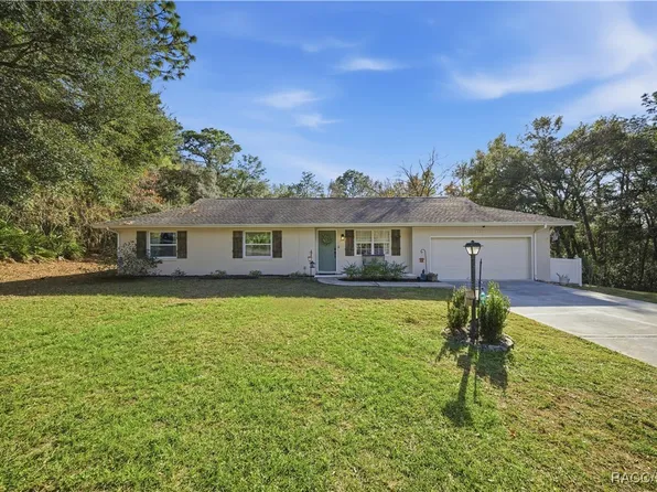 2020 E Newhaven St, Inverness, FL 34453