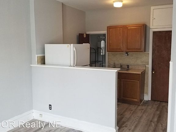 5th image of 5235 Oxford Ave APT 2