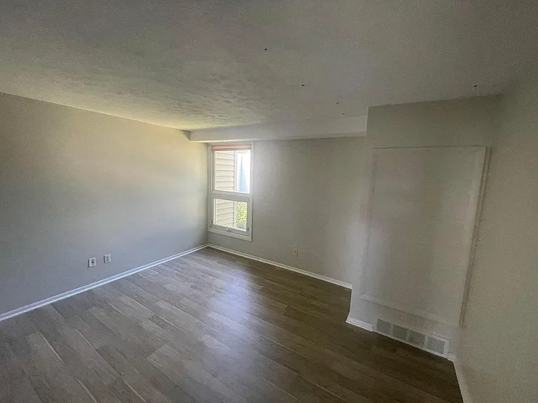 1675 Cedarwood Dr #I — Photo 7