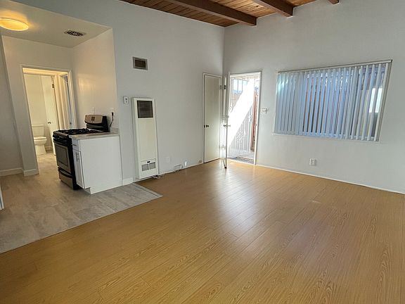5th image of 2611 W Wyoming Ave #C