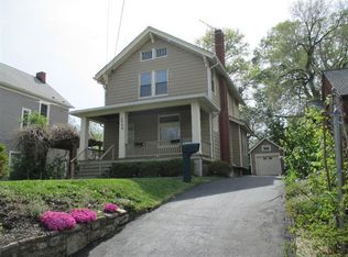 5709 Ridge Rd, Cincinnati, OH 45213