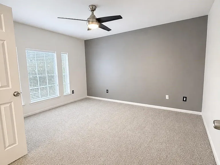 11915 Gardner Park Ln — Photo 22