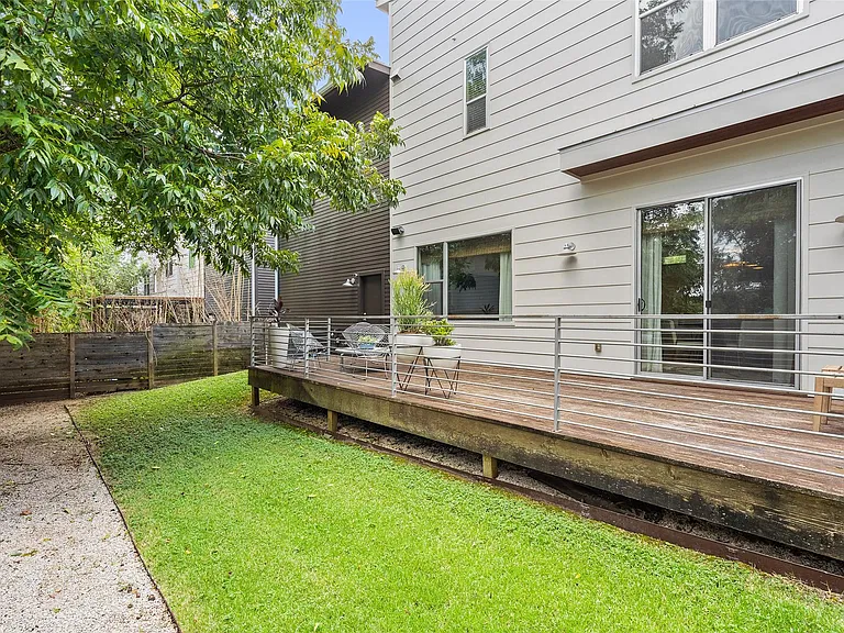 2105 Goodrich Ave #2 — Photo 37