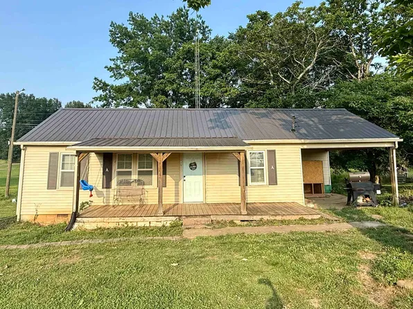 720 Smith Ln, Tuscumbia, AL 35674