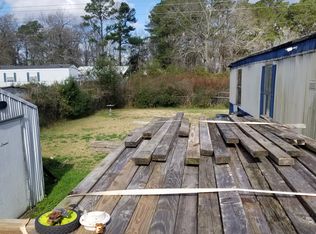 105 Oak St, Jacksonville, NC 28540