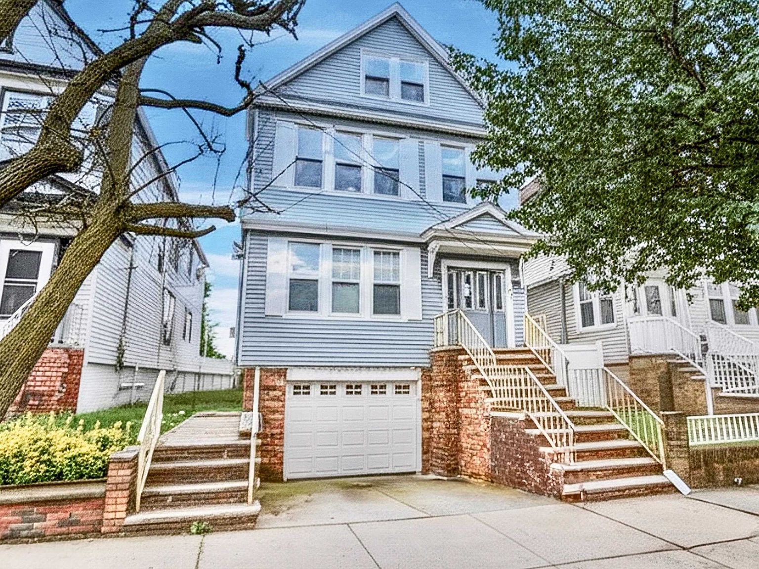 54 W 4th St, Bayonne, NJ 07002 | Zillow