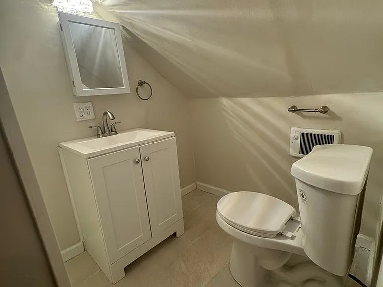2068 Waterbury Rd — Photo 24