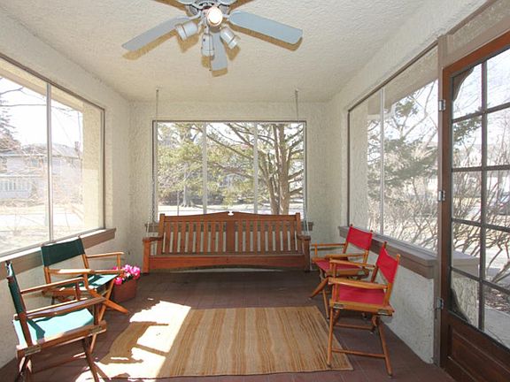 3rd image of 814 N East Ave