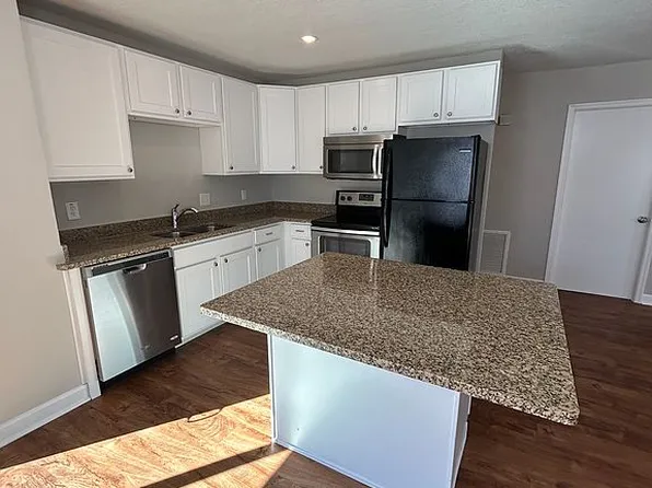 4730 Barnes Rd, Jacksonville, FL 32207