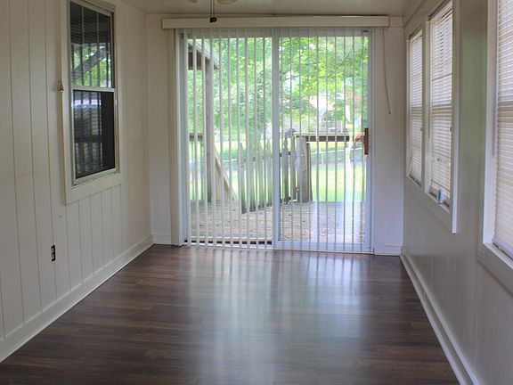 5th image of 1736 Price Ave