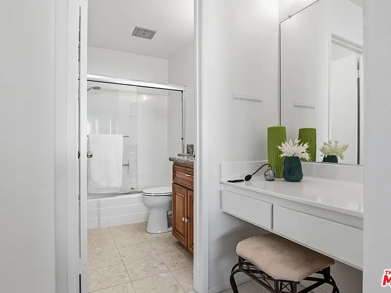 11952 Darlington Ave #3 — Photo 23