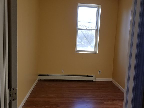 4th image of 2851 Cropsey Ave