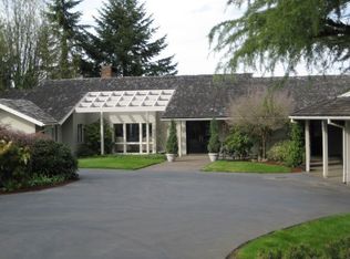 17555 Upper Cherry Ln, Lake Oswego, OR 97034