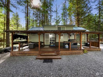 60 4 Christmas Tree Circle, Deming, WA, 98244