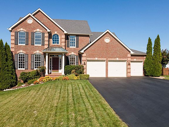 3rd image of 108 Ali Dr