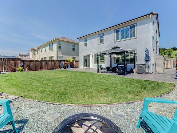 4th image of 1802 Tarragon Dr