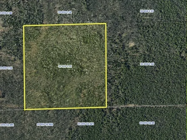 Ash Dr, Algoma, WI 54201