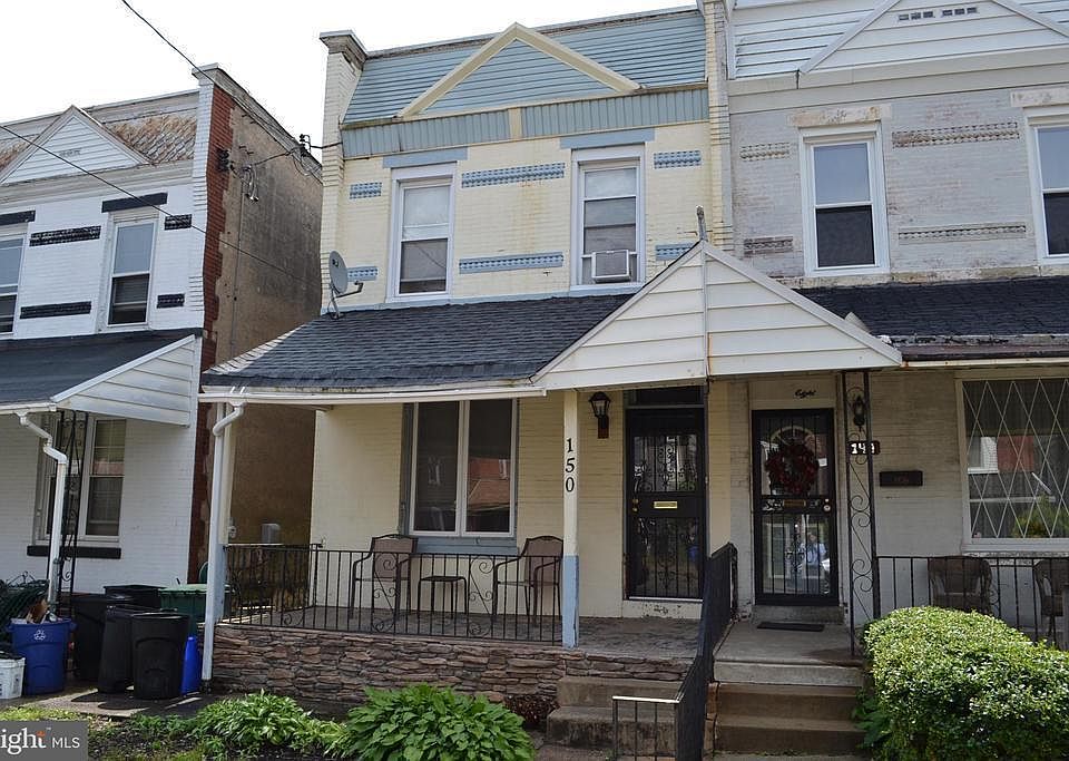 1st image of 150 E Pomona St