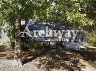 5730 Parkview Ave, Kansas City, KS 66104