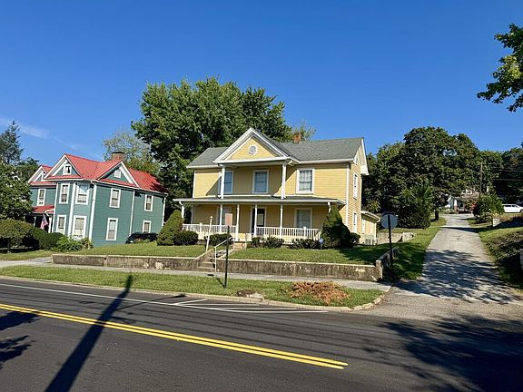 3rd image of 301 W Valley St