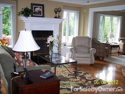 4th image of 9214 Muirkirk Dr