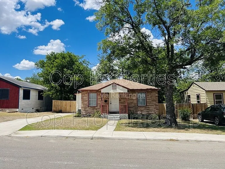 1807 Gorman — Photo 2