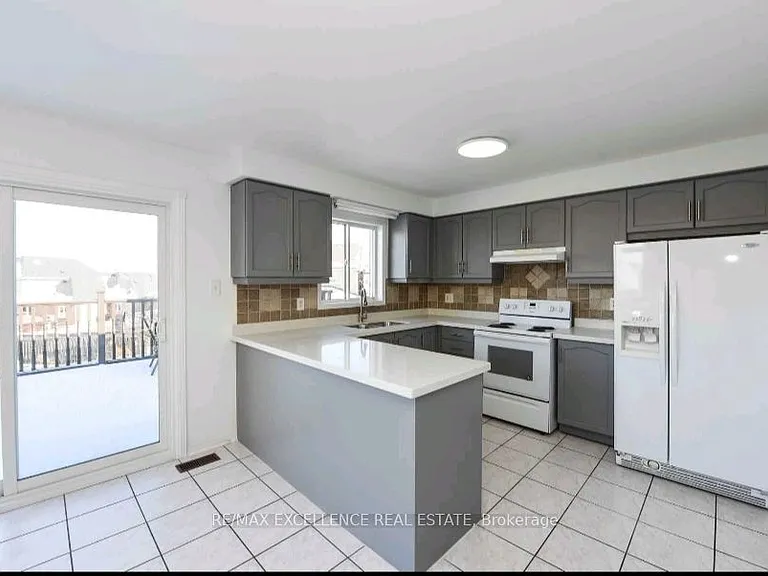 24 Hayloft Ct #UPPER — Photo 9