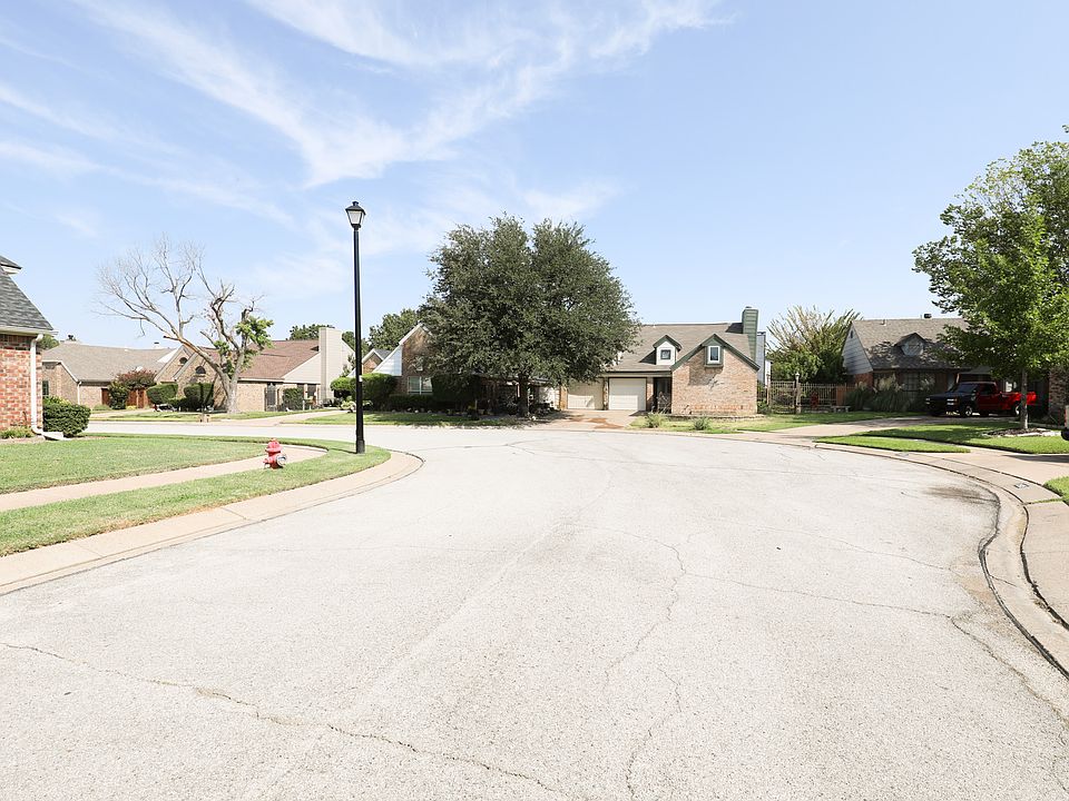 1st image of 1433 Autumn Chase Sq